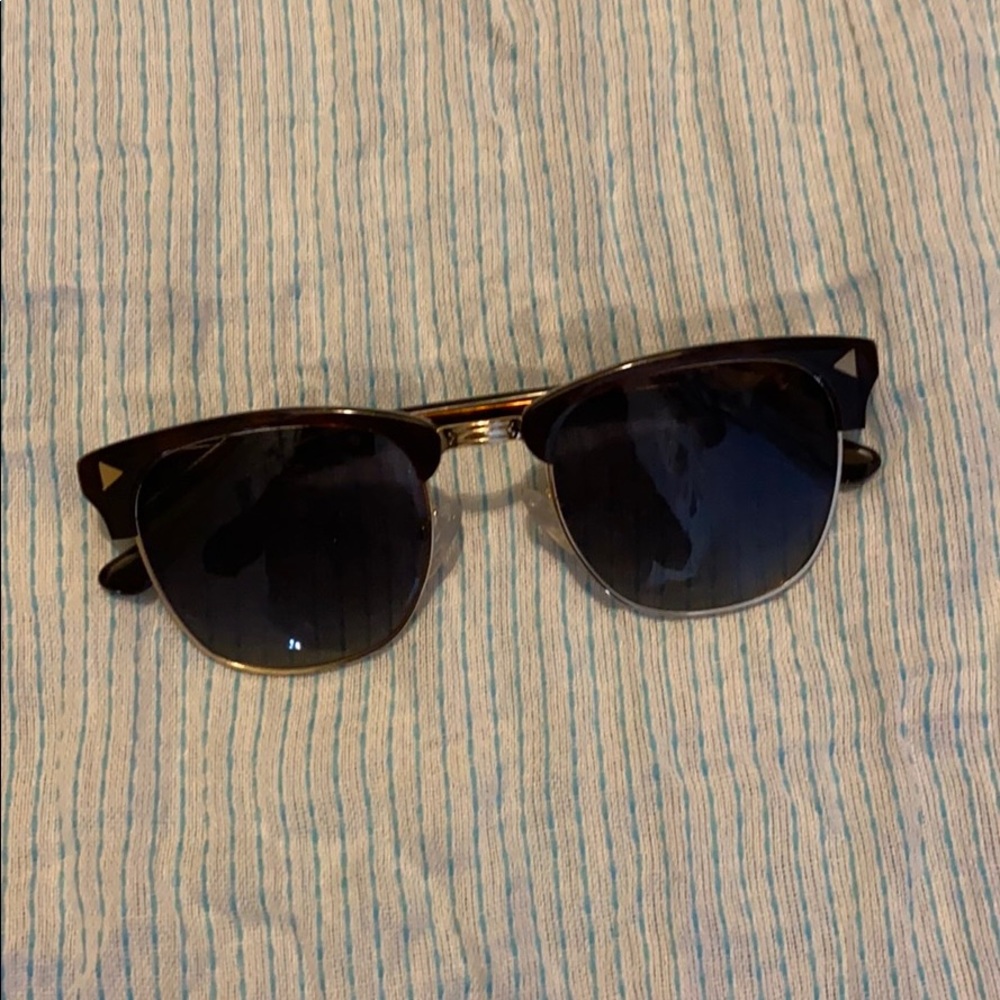 CHILLIBEANS SUNGLASSES